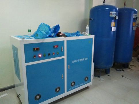 點(diǎn)擊查看詳細(xì)信息<br>標(biāo)題：云南永勝客戶(hù)定制的醫(yī)用分子篩制氧設(shè)備 閱讀次數(shù)：4244